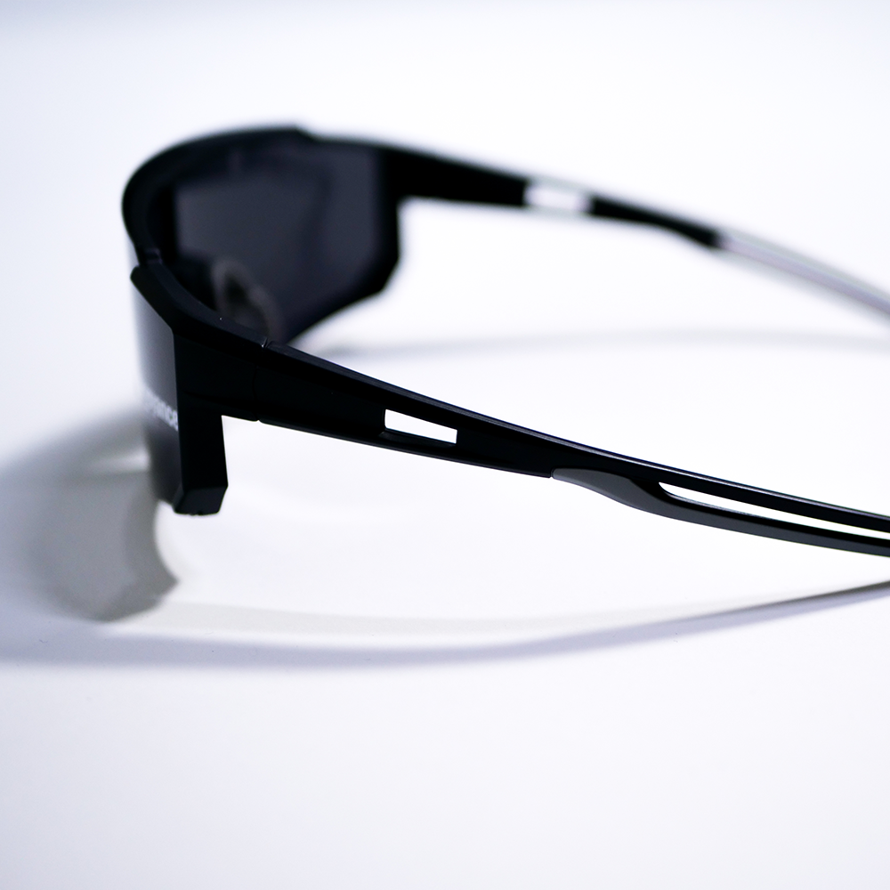 SUNGLASSES 'CLAIRVOYANCE'